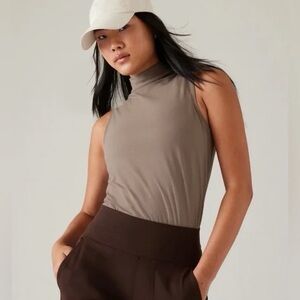 Athleta Outbound II SleevelessTank in Rustic Beige; Size XXS